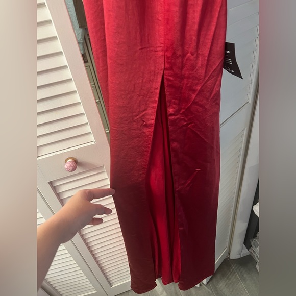 Lulu's Burgundy Maxi Dress - Picture 4 of 11